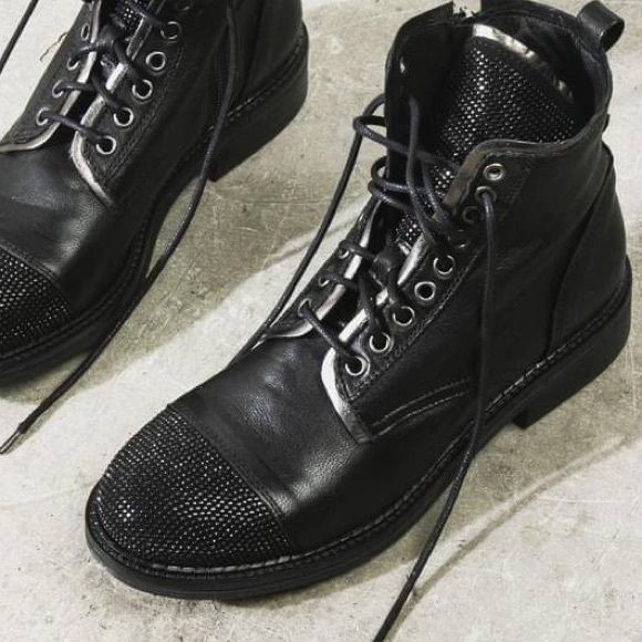 🔸NWB🔸L’idea Stud Toe Combat Ankle Boots - Picture 4 of 14